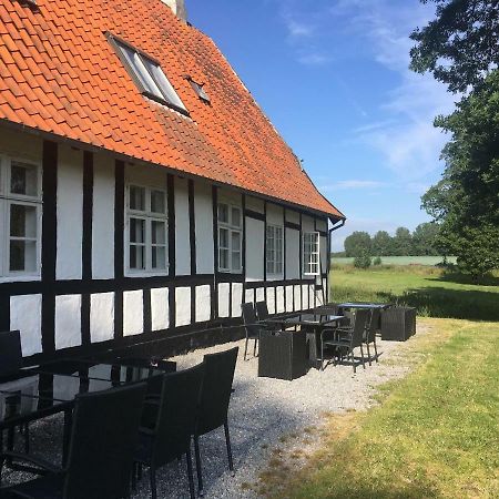 Herregaarden Jerstrup Bed & Breakfast Norre Esterbolle Exterior photo