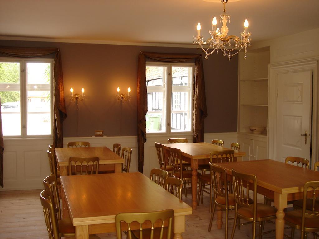 Herregaarden Jerstrup Bed & Breakfast Norre Esterbolle Exterior photo
